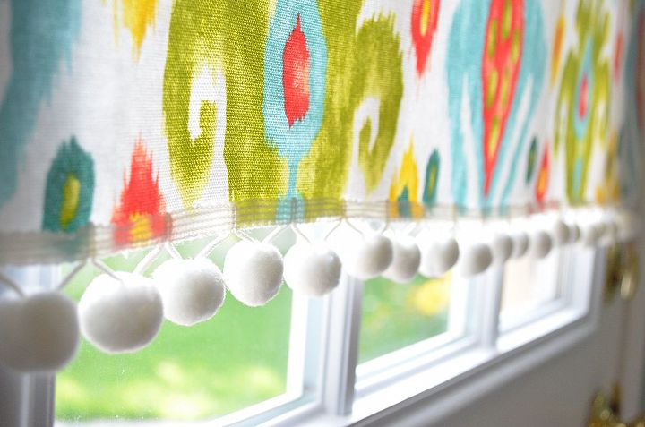 ridiculously easy no sew blind, crafts, home decor, A row of pom pom trim to finish it off