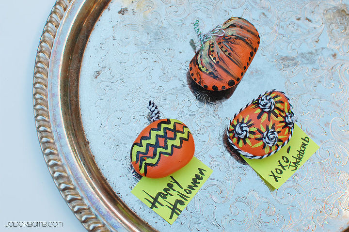 diy painted rock magnets, crafts, home decor, seasonal holiday decor, Perfect for lovely notes