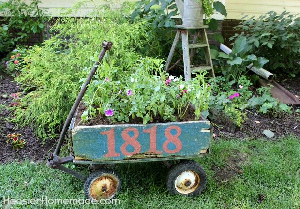 vintage wagon planter, gardening, repurposing upcycling, The Vintage Wagon makes a great addition to the front yard landscaping