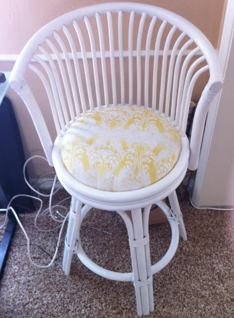 vintage chair re upholster and update, painted furniture, All in all this update took me about an hour to do Giving the paint time to dry between coats If you are looking to freshen up an old chair you have I recommend this method