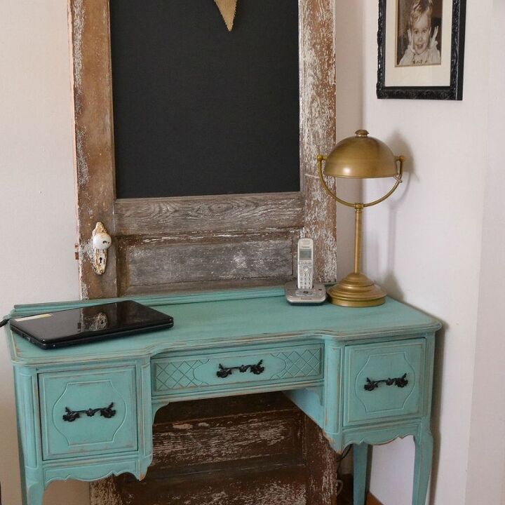 painted desk makeover, painted furniture