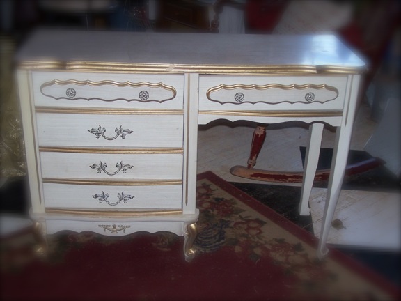 goodwill dresser makeover, painted furniture, Not the same piece but part of the set before