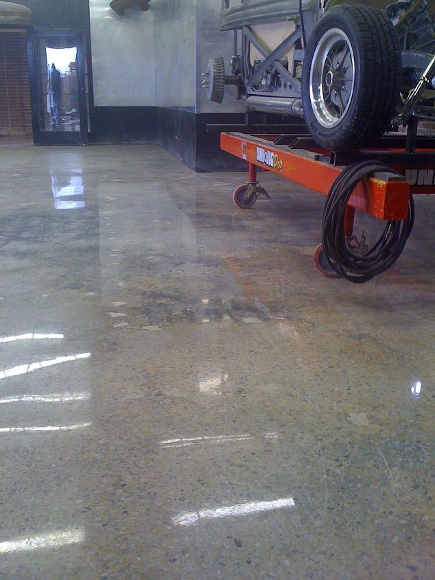industrial flooring is becoming all the rage what do you think, flooring, Note how highly reflective the floor remains
