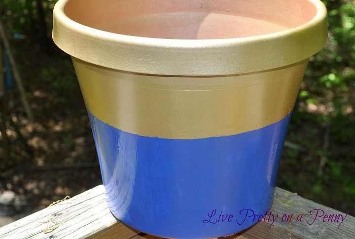 painted plastic flower pots, crafts, curb appeal, flowers, gardening, repurposing upcycling