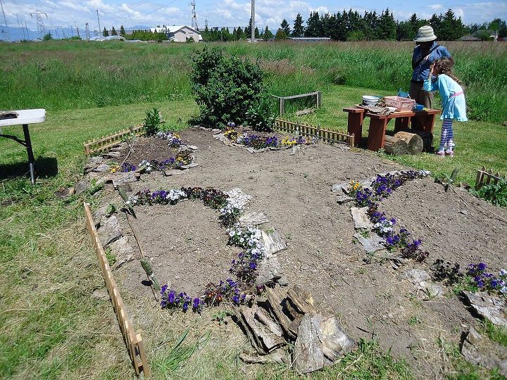 how to create a miniature garden with children, gardening, This looks like a potential village to me Surely I suffer from miniature garden mania