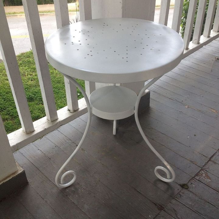 patio table makeover, outdoor furniture, painted furniture