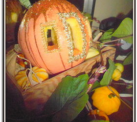how to make a cinderella pumpkin coach, crafts, gardening, seasonal holiday decor, I displayed it in a little wagon I got from the thrift store along with some gourds and vines