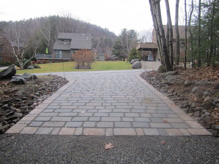 permeable paver driveway apron reduces stormwater runoff, concrete masonry, curb appeal, landscape