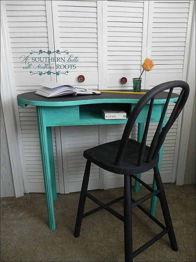 refinished junk desk, chalk paint, painted furniture, Finished