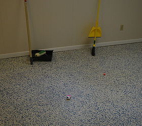 faux tile painted floor, flooring, painting, tile flooring, The before picture It was decorated with a couple of small toys Not so pretty