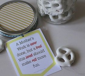 mother s day mason jar gifts free printables x 2, crafts, mason jars, seasonal holiday decor