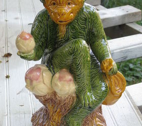monkey makeover, crafts, painting, here he is before church rummage sale find for 1 why do you suppose he was GREEN