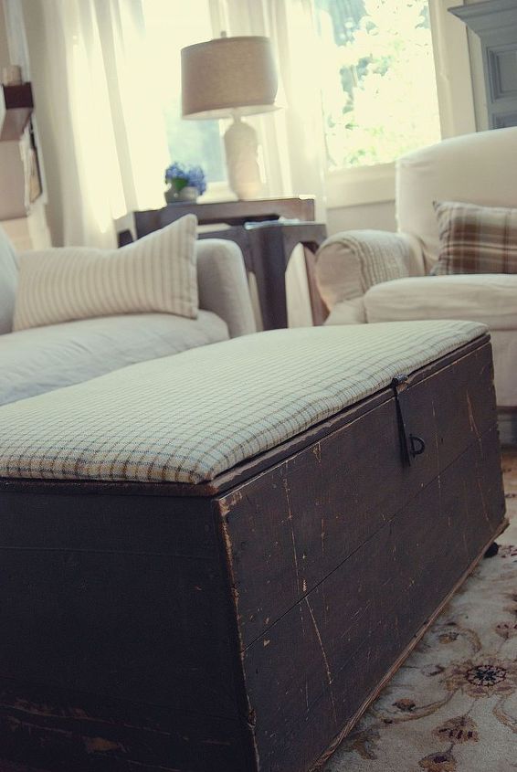 a trunk that is tough as nails but also soft on the heels, painted furniture, repurposing upcycling