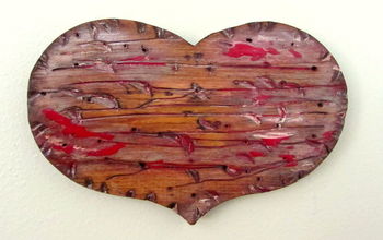 Transformación de corazones de tienda de segunda mano en corazones de madera recuperada