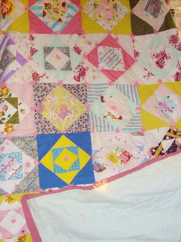 what is the name of this style vintage quilt, home decor