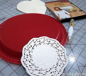 doily heart wreath, crafts, seasonal holiday decor, valentines day ideas, wreaths, This simple doily heart wreath was easy to make with doilies and a plastic plate