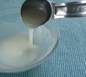how to make homemade goo gone, cleaning tips, crafts, I mixed up some homemade Goo Gone with vegetable oil and baking soda