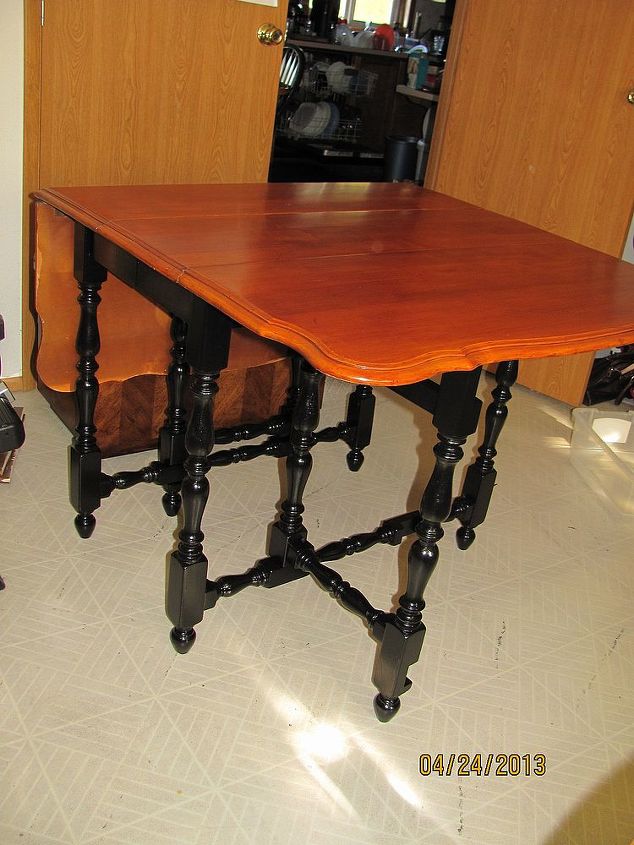simple tricks for old furniture, painted furniture, A little sanding and a quart of glossy black paint New color really makes the top pop