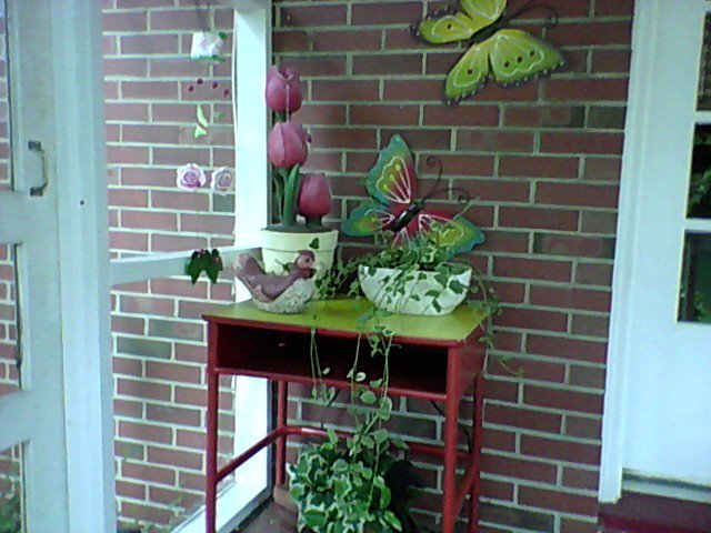 redid old school desk, painted furniture, repurposing upcycling, My PLANT STAND