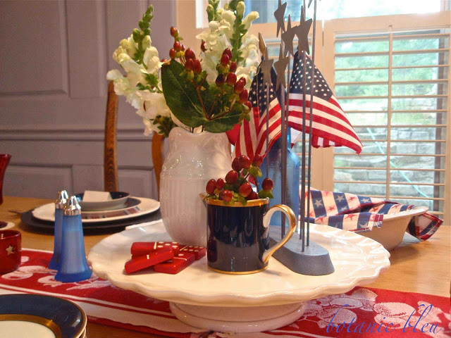 the gals from anything blue, home decor, painted furniture, patriotic decor ideas, seasonal holiday decor, wreaths, Patriotic tablescape