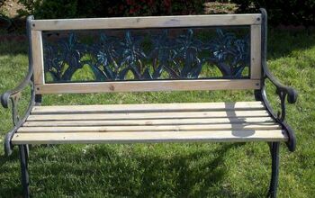 an old bench redone to make look brand new'  the bench is 25yrs old'