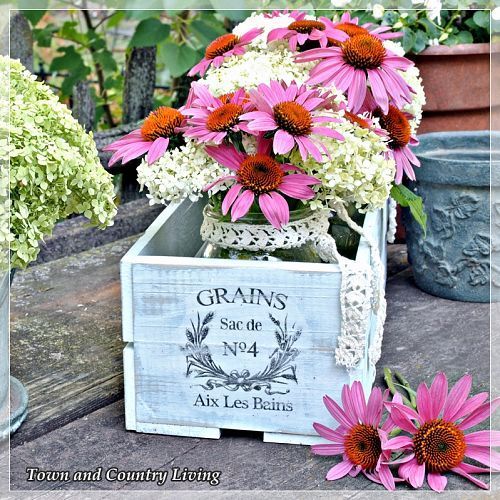 french crate project, flowers, gardening, The base layer of Annie Sloan Chalk Paint is Louis Blue