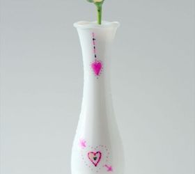 easy to make sharpie marker vase, crafts, seasonal holiday decor, Finished Vase side 2