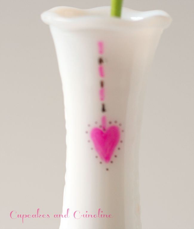 easy to make sharpie marker vase, crafts, seasonal holiday decor