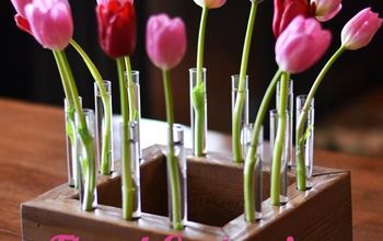 Centro de mesa floral con tulipanes