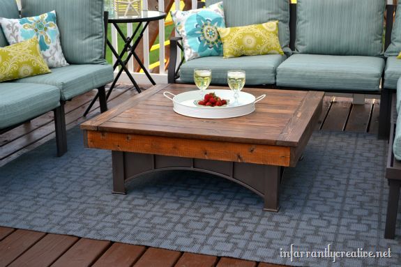 diy stencil projects, Infarrently Creative added hip modern style to this outdoor rug with our Hollywood Squares stencil