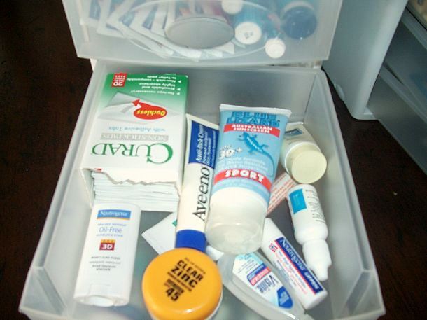 organizing tips for the bathroom, bathroom ideas, organizing, Metropolitan Organizing NC Sunscreen lip balm nasal spray and anti bacterial ointment are just a few things that most families have sitting on countertops or scattered randomly around the house