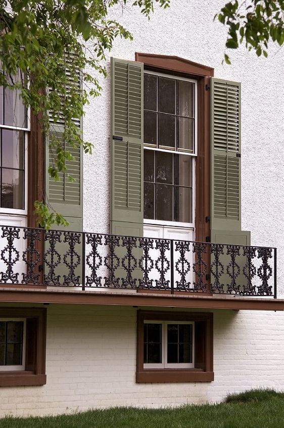 historical restoration lincoln cottage, architecture, curb appeal, Operable Louvered shutters from Timberlane