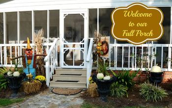 ¡Espantapájaros en nuestro porche de otoño!