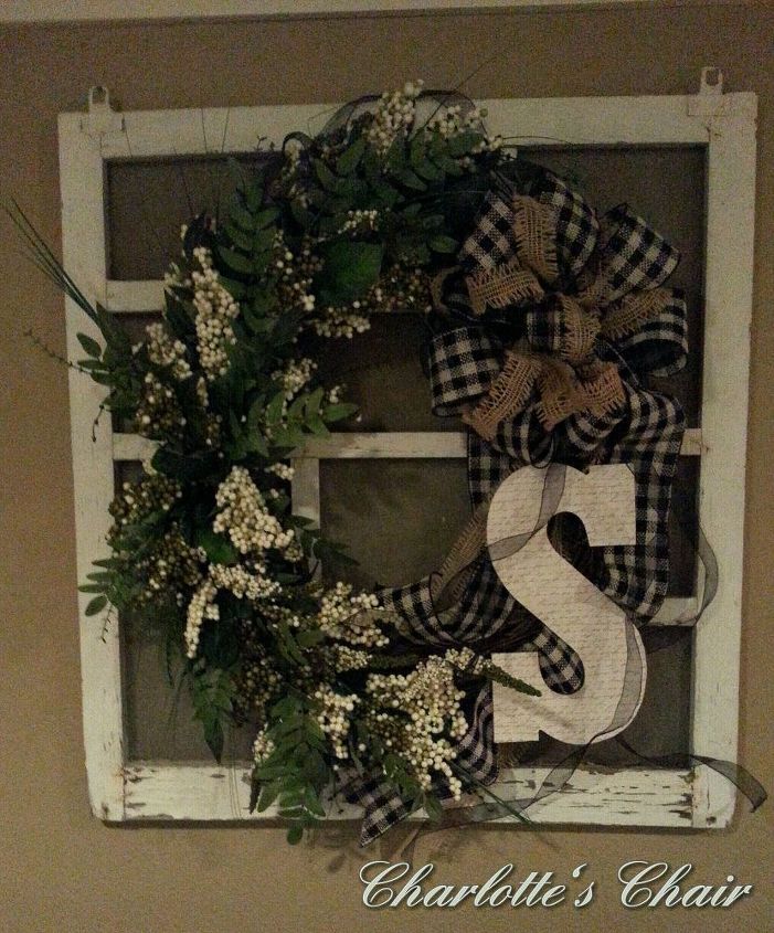 a wreath on an old window screen, crafts, repurposing upcycling, seasonal holiday decor, wreaths