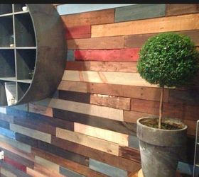 pallet wall reclaimed wood