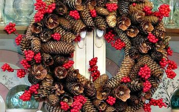Holiday Pinecone Wreath