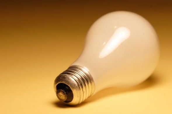 como reciclar qualquer coisa sustentavelmente, Reduza o n mero de l mpadas no lixo mudando para uma l mpada LED ou CFL energeticamente eficiente