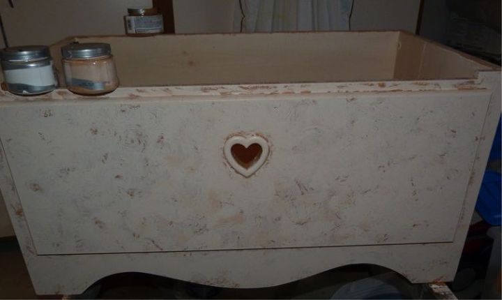 cat banyo, diy, repurposing upcycling, woodworking projects, First round of sponging completed