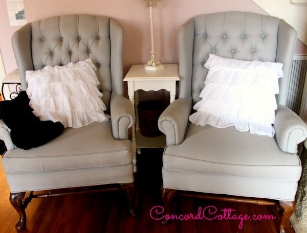 white ruffled pillows made from a skirt, crafts, home decor, repurposing upcycling, seasonal holiday decor
