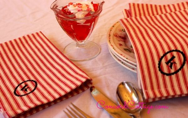 here s how to make pottery barn inspired monogram napkins, crafts, Pottery Barn Inspired Monogram Striped Napkins