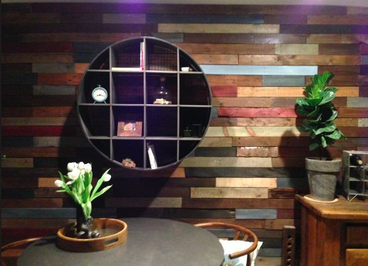 pallet wall reclaimed wood