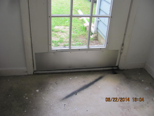 metal storm door rust gone, cleaning tips, doors, home maintenance repairs, painting