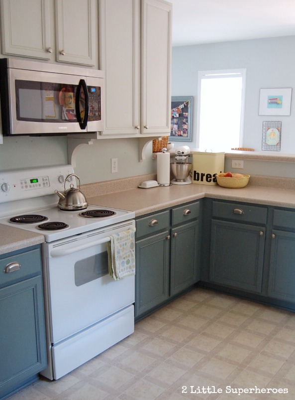 boring to blue kitchen makeover, diy, kitchen cabinets, kitchen design, painting