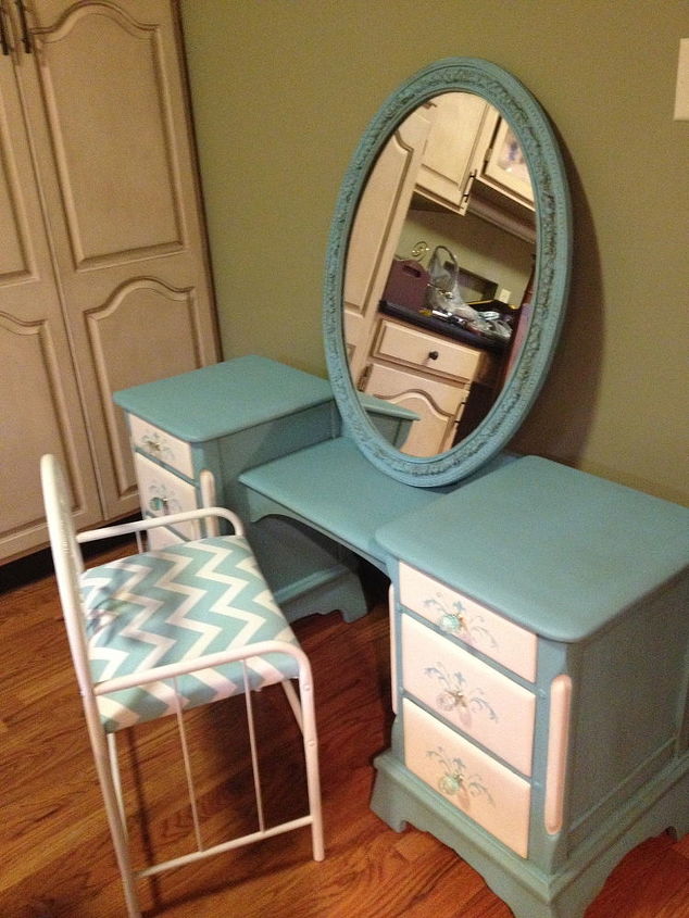 hand painted antique vanity desk, painted furniture