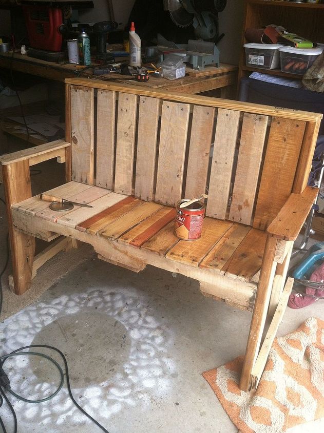 pallet wood bench, diy, painted furniture, pallet, repurposing upcycling, woodworking projects