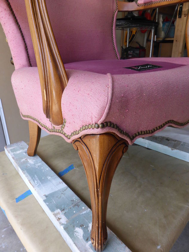 cadeira elegante de tecido pintado de cinza