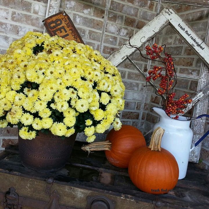 repurposed estate sale finds dress up my empty front porch corner, porches, repurposing upcycling, Front Porch in the Fall