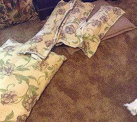 make dog bed from old comforter