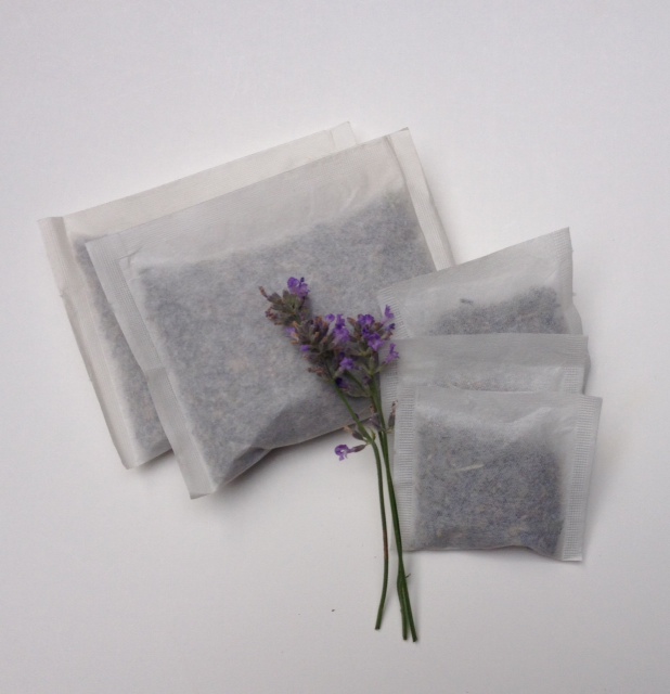 how to use lavender to help you sleep, homesteading