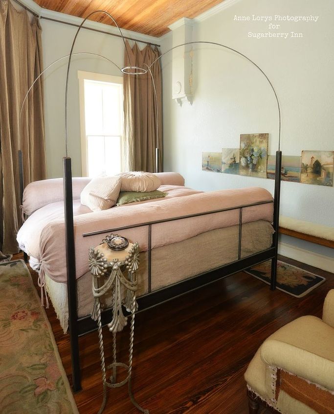 inn bed and breakfast bnb rustic, bedroom ideas, wall decor